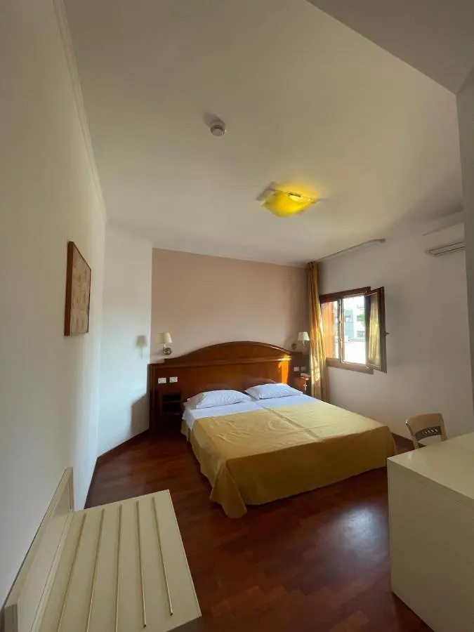 Hotel La Lampara Reggio Calabria Italy